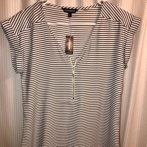 Express Zipper Top